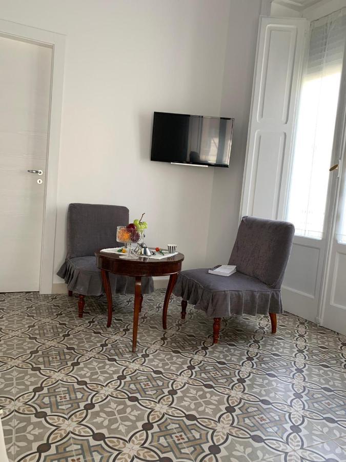 B&B Le Muse Crotone Exterior photo